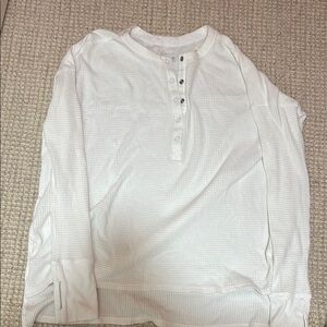 Woman’s adorable waffle knit long sleeve Offline shirt. New with tags!
